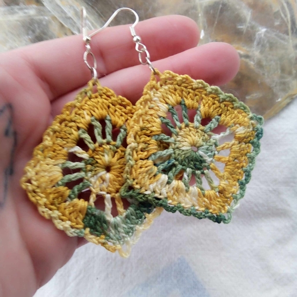❤ Artisan Handmade Crocheted Large + Light Boho Earrings ~ Ooak Found Treasure! - Picture 4 of 4